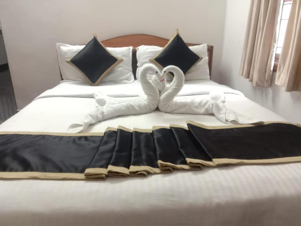 Rainbow House Luxury Rooms Chennai Phòng bức ảnh