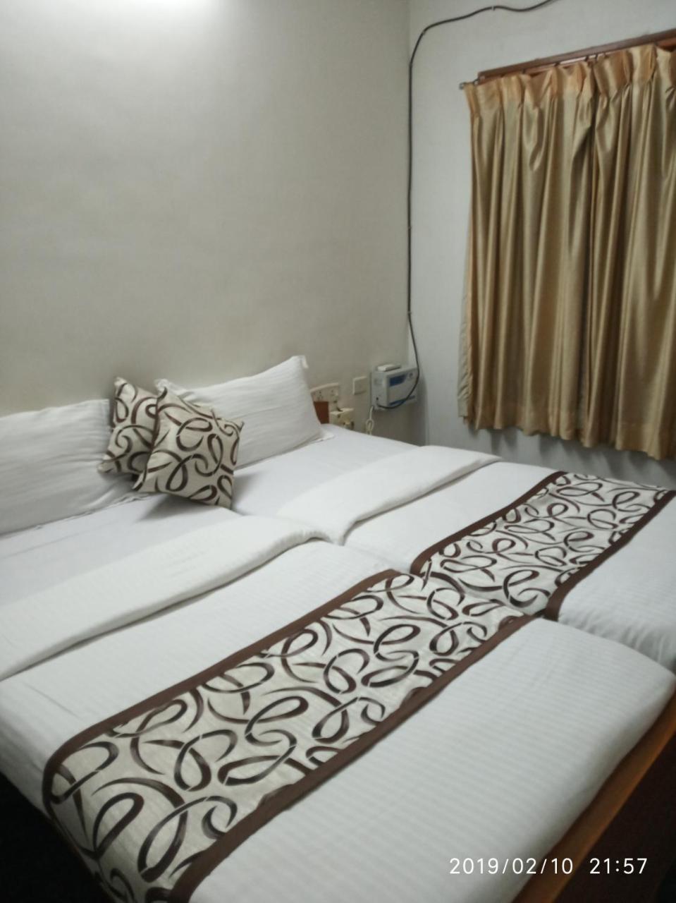 Rainbow House Luxury Rooms Chennai Ngoại thất bức ảnh